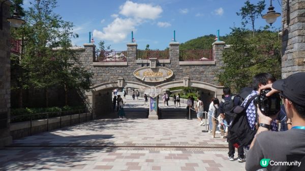 全球首個Frozen主題園區❄️魔雪奇緣世界⛄