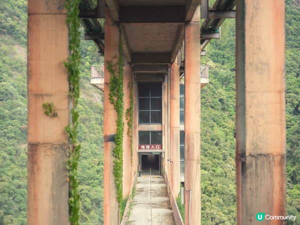🌉韶關雲門山･高空玻璃橋+雲上飛車|318米透明步道,行到腳...