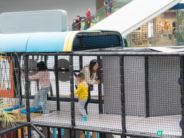 🎠前海歡樂港灣･中庭親子樂園|免費玩+室內冷氣+多款滑梯,小...