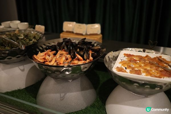 觀塘美食攻略 半自助餐 放題 登堂 downtown 菜單 MENU 盆菜 外賣 堂食 2023 西餐 到會 和牛 牛扒 A5 刺身 海鮮 甜品 下午茶 興業街 The Wave 酒店 行李箱 工廈