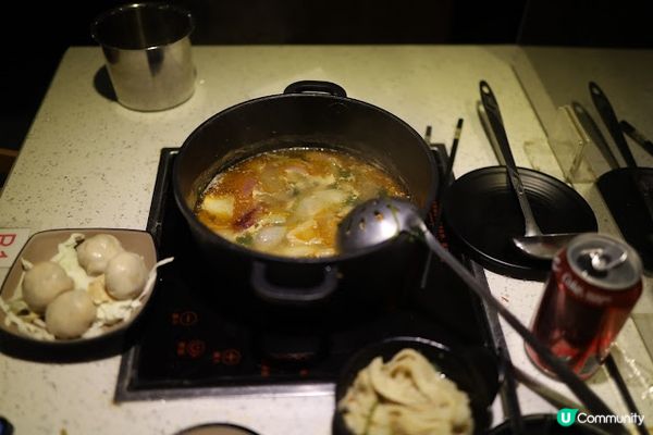 銅鑼灣美食攻略 火焰麻辣雞煲 雞肉嫩又滑 米走雞 Deluxe Running Chicken Deluxe 火鍋 堂食 外賣 黃藍 餐牌 觀塘 半價 優惠 太子 長沙灣 大埔 FACEBOOK 堂食