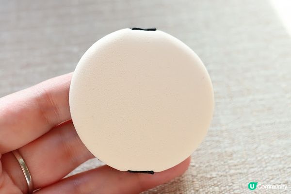 明星至愛用TOM FORD氣墊粉底套裝