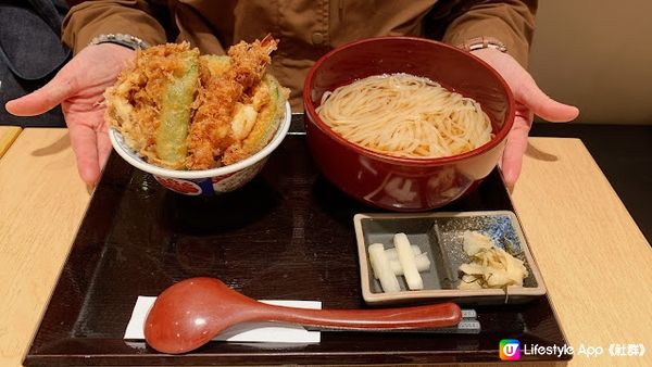 來自🇯🇵日本東京嘅過江龍，天丼和烏冬都好食！😋