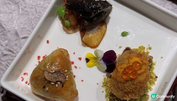 吃得滋補與氣派。獅房菜