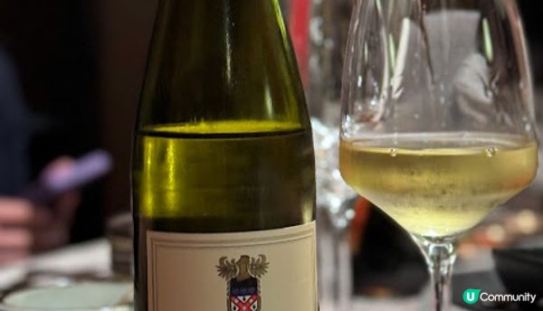 吃得滋補與氣派。獅房菜