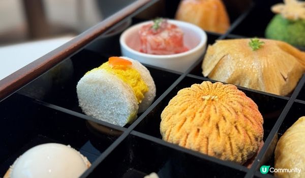 打開盒子沐花香。合和酒店咖啡廳