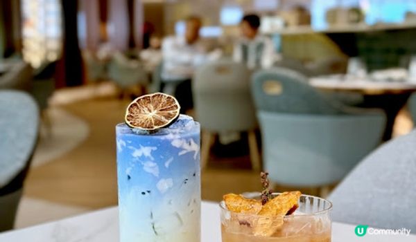 打開盒子沐花香。合和酒店咖啡廳