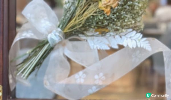 打開盒子沐花香。合和酒店咖啡廳