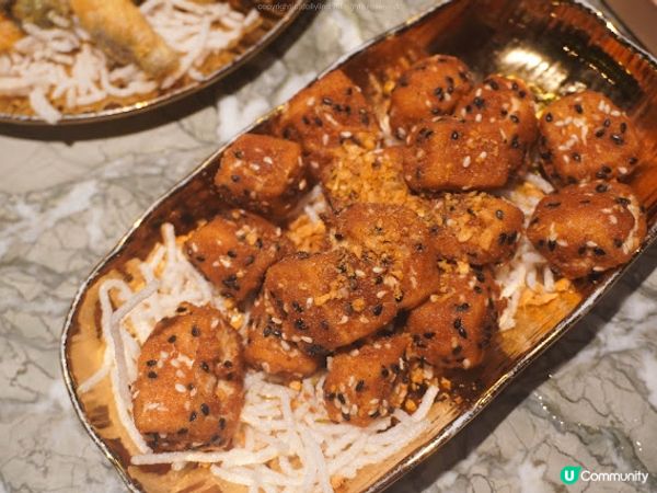 佐敦的 香江花月 ～絕對乎合現在大家常說的 ' 相機先食 '...