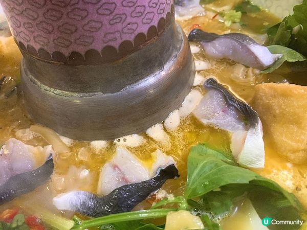 全港嘅古裝宮廷火鍋店其一「香香宮煮」， 