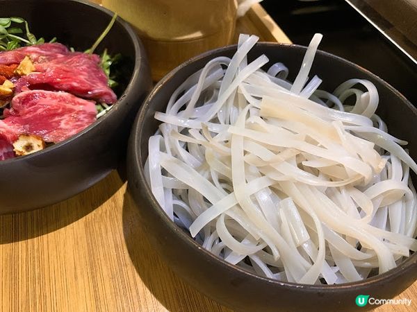 全港嘅古裝宮廷火鍋店其一「香香宮煮」， 