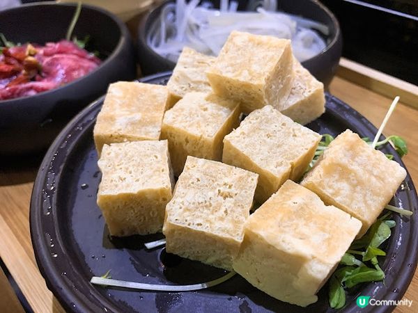 全港嘅古裝宮廷火鍋店其一「香香宮煮」， 