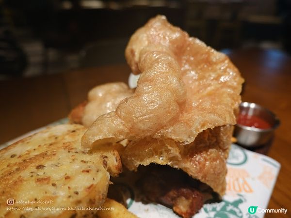 【吃下葵芳】人生第一次食炸豬皮就愛上! - The Salted Pig