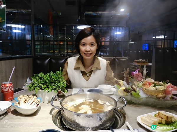 【吃下紅磡】乾淨企理靚料火鍋店 - 辣得棧海鮮火鍋專門店