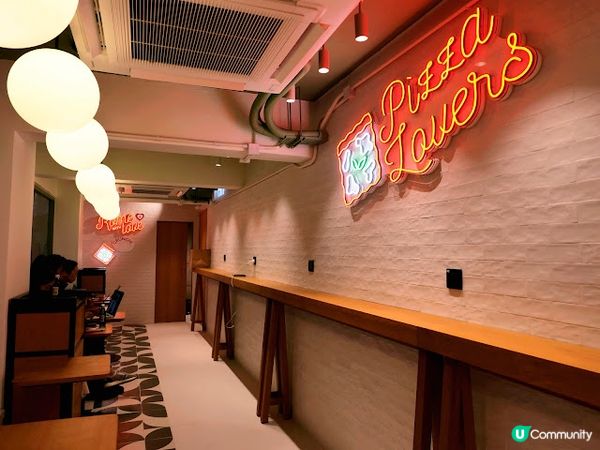 來自羅馬的長方形手切薄餅專門店❖ Alice Pizza