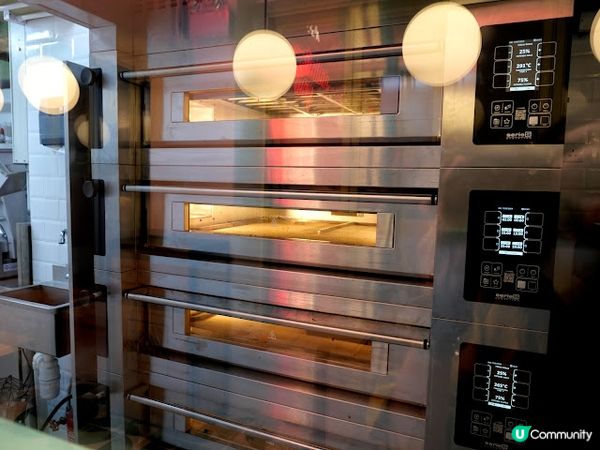 來自羅馬的長方形手切薄餅專門店❖ Alice Pizza