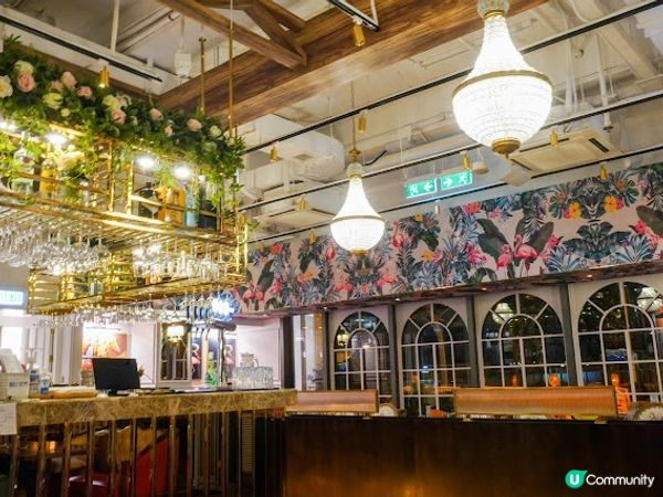 【飲食】將軍澳．彷彿置身在熱帶叢林中的歐陸城堡用餐｜La Rosabelle Bar & Grill