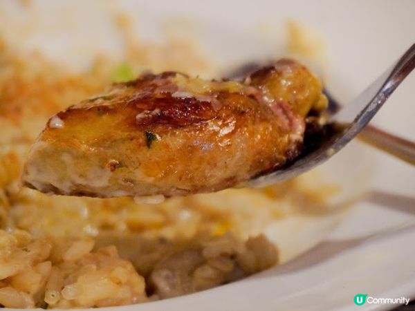 【飲食】觀塘．工廠大廈內擁有cafe & 酒吧格調的西餐廳｜i kitchen