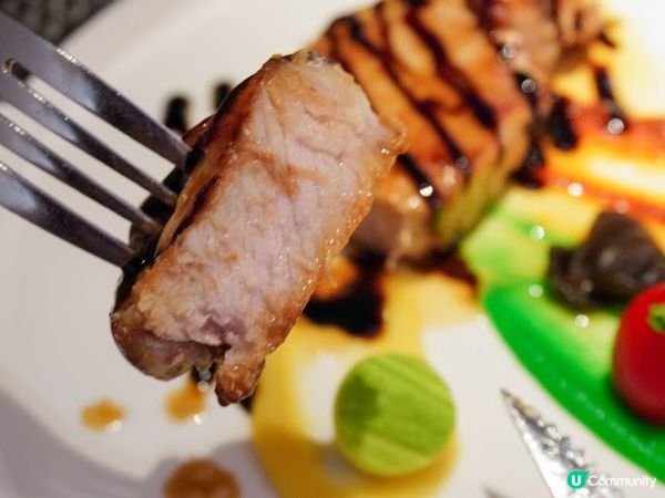 【飲食】觀塘．工廠大廈內擁有cafe & 酒吧格調的西餐廳｜i kitchen