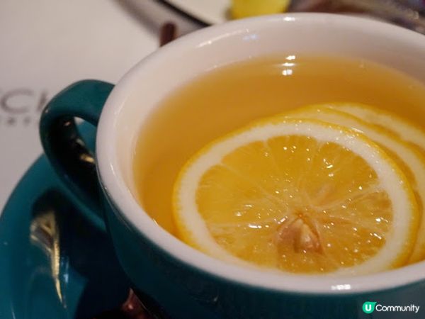 【飲食】觀塘．工廠大廈內擁有cafe & 酒吧格調的西餐廳｜i kitchen