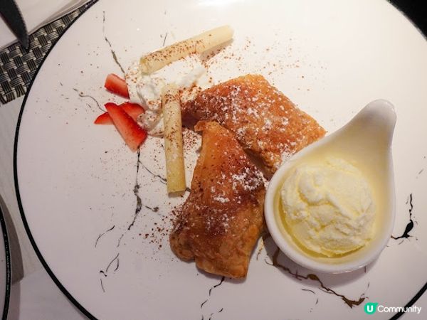 【飲食】觀塘．工廠大廈內擁有cafe & 酒吧格調的西餐廳｜i kitchen