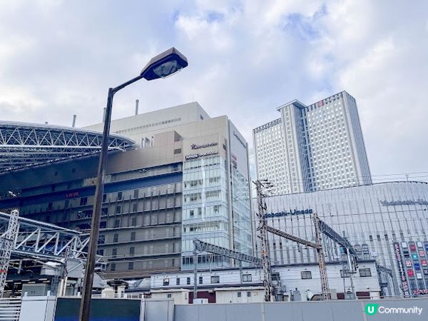 【大阪】觀光．有適合不同年齡層的商場、百貨公司的主要購物區｜梅田