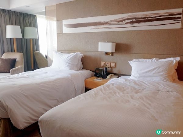 【Staycation】Trip.com．很Chill的豪華房一晚連自助早餐｜The Royal Garden 帝苑酒店