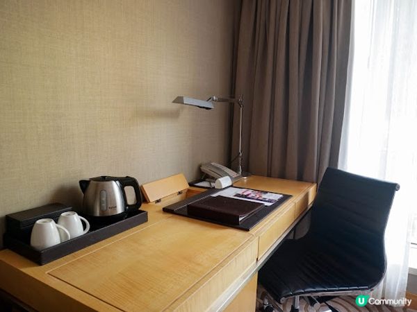 【Staycation】Trip.com．很Chill的豪華房一晚連自助早餐｜The Royal Garden 帝苑酒店