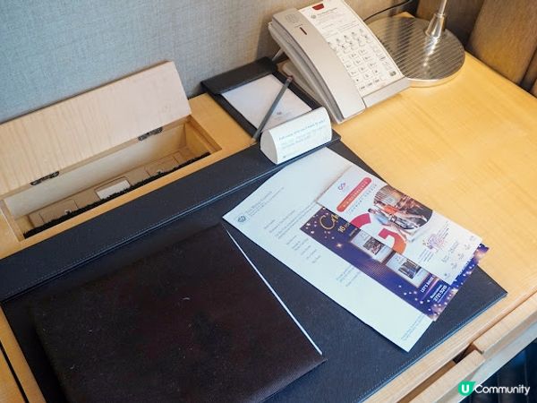 【Staycation】Trip.com．很Chill的豪華房一晚連自助早餐｜The Royal Garden 帝苑酒店