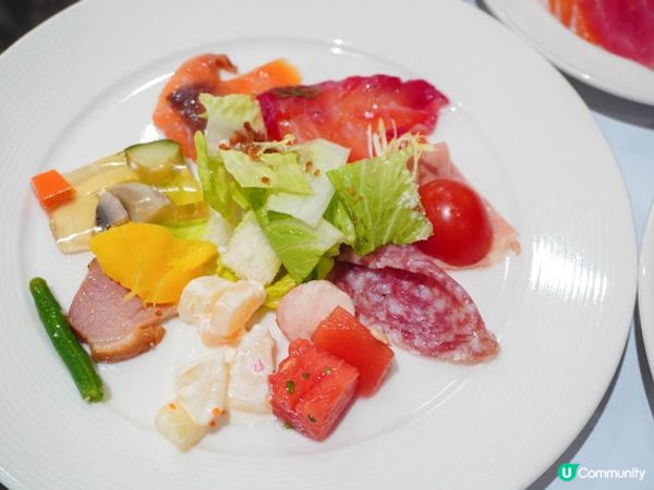 【飲食】灣仔．以龍蝦、花膠、特級牛扒做主打的自助晚餐｜六國酒店 Le Menu