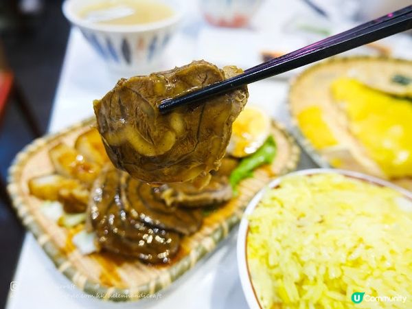 【吃下大埔】滑滑去骨海南雞配大碗油飯 - 大哥雞飯去骨海南雞