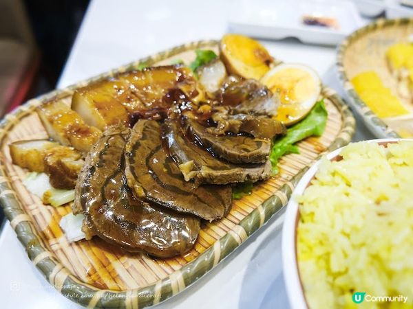 【吃下大埔】滑滑去骨海南雞配大碗油飯 - 大哥雞飯去骨海南雞