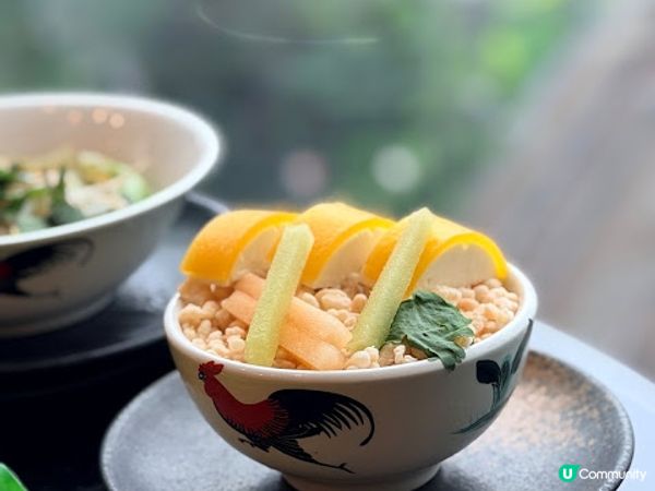 東南亞風味下午茶。當中兩款無限任食!