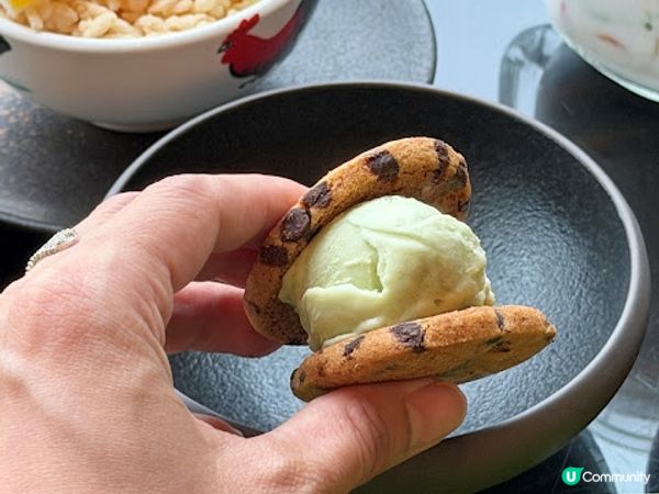 東南亞風味下午茶。當中兩款無限任食!