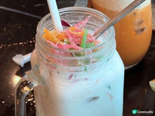 東南亞風味下午茶。當中兩款無限任食!