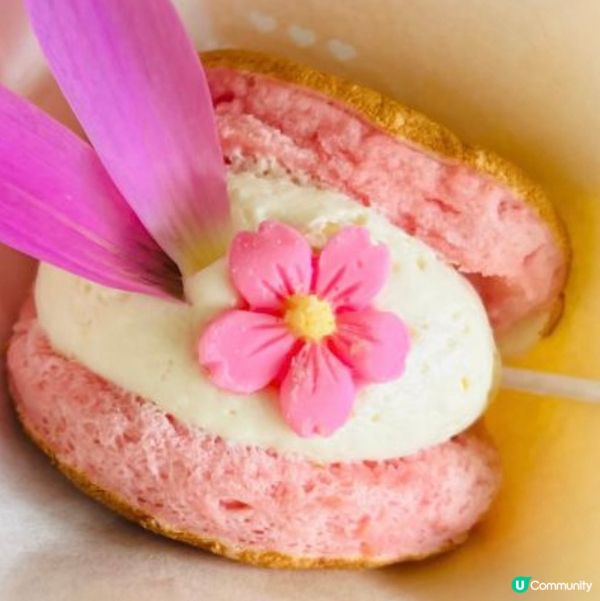 蜜糖烏龍疏乎厘·粉粉的·忌廉香滑有蜜桃果蓉