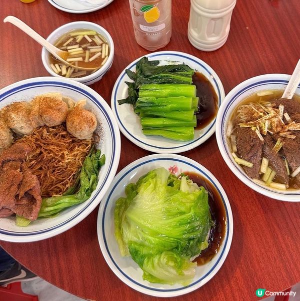充滿港式懷舊風格😍足料三拼粉麵🤩大大粒虎蝦雲吞