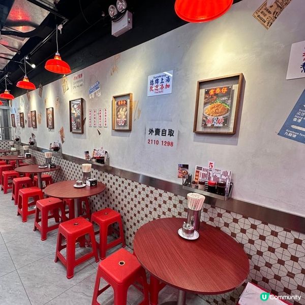 充滿港式懷舊風格😍足料三拼粉麵🤩大大粒虎蝦雲吞