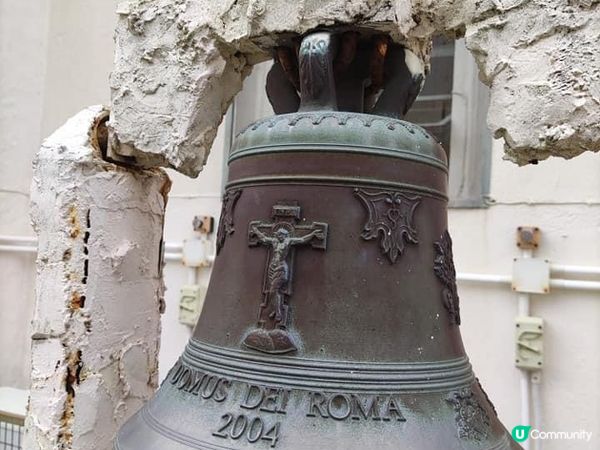 白色鹽田：鹽田梓