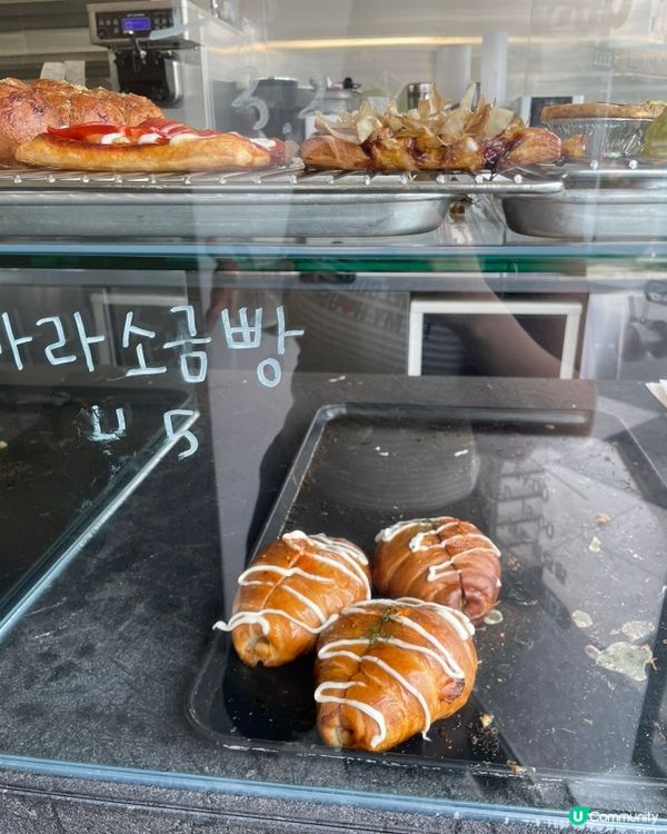 🇰🇷🌊濟州島超人氣鹽麵包！明太子鹽麵包真係好邪惡！🥖