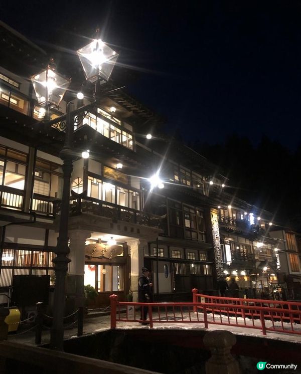 跳進宮崎駿的世界 - 銀山溫泉. 相信我, 銀山溫泉一生人一定要去一次, 而且一定要選擇在冬季啊!