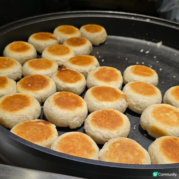 上海街邊美食，超多肉汁的燒餅😋