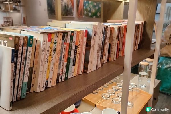 美食探店 ｜高雄苓雅區The Light x Coffee Art n Design網美必打卡咖啡廳 ，超級美味可頌等你品嚐