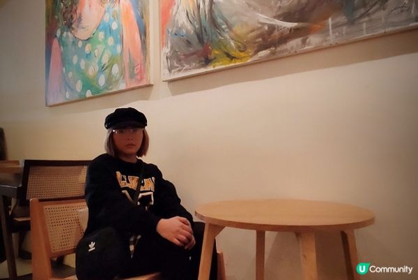 美食探店 ｜高雄苓雅區The Light x Coffee Art n Design網美必打卡咖啡廳 ，超級美味可頌等你品嚐
