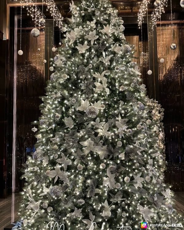 Ritz Carlton 聖誕樹🎄
