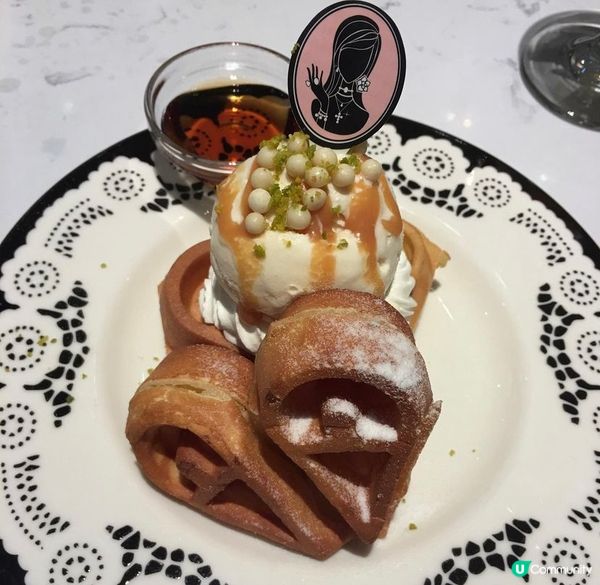 咖啡最好嘅拍檔就係甜品，甜品最好嘅伴侶就係咖啡。苦澀與甜蜜之...