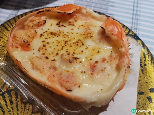 芝士蟹柳焗蟹蓋，芝士味道超級濃郁，蟹肉味鮮甜好吃
