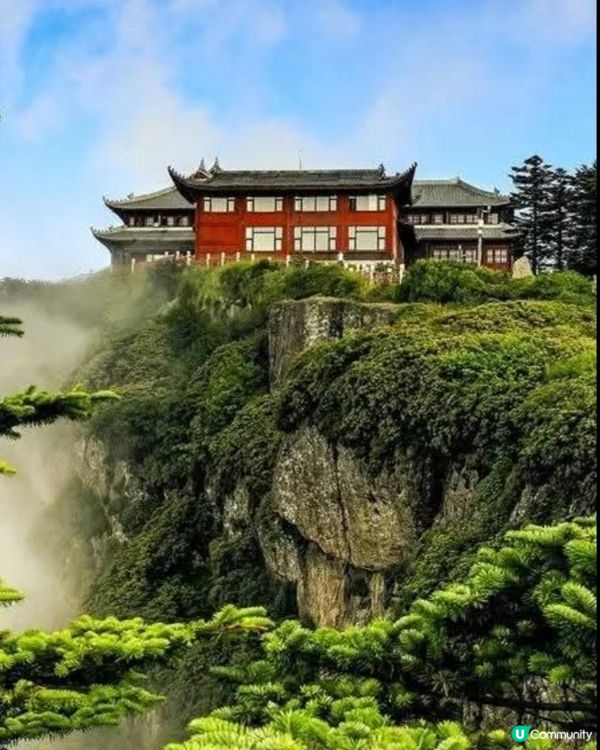 峨嵋山清晨雲海