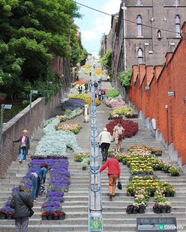 (1) 比利時列日市 (2) 新加坡 Marina Bay ...