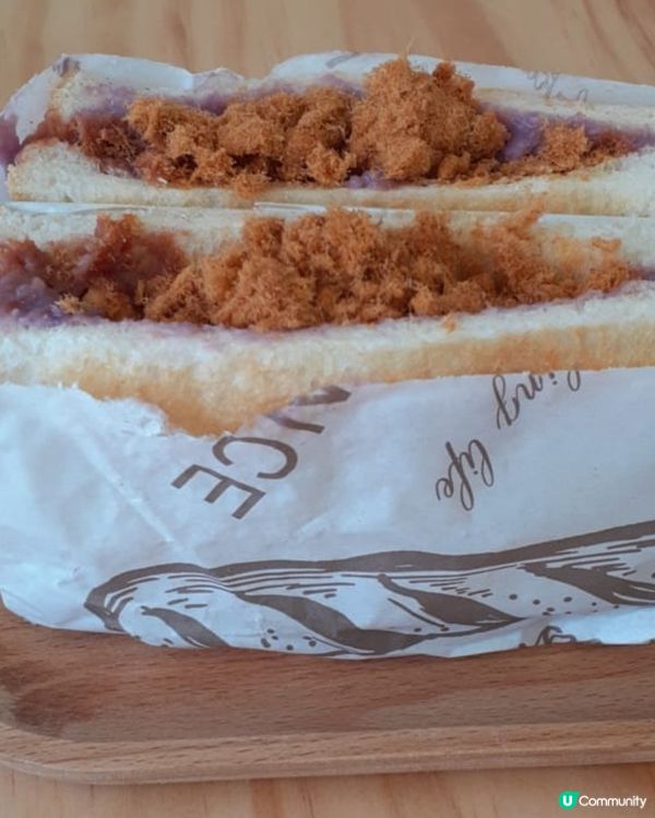 雖然店舖內空間不大,但環境清靜,可以享受一個下午｡